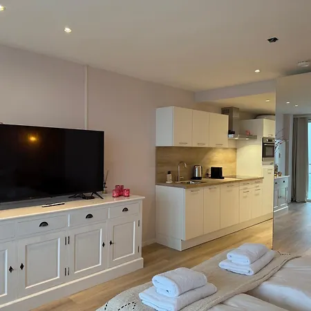 Michelle Lejlighed *