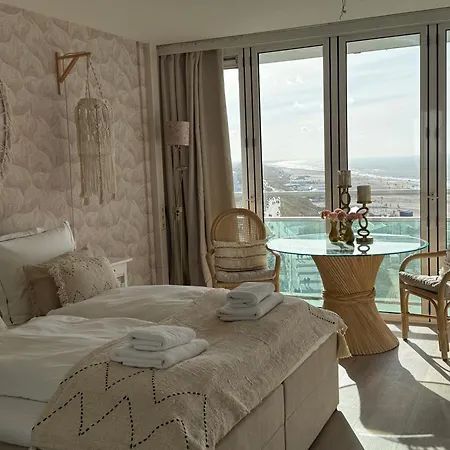 Michelle * 赞德沃特